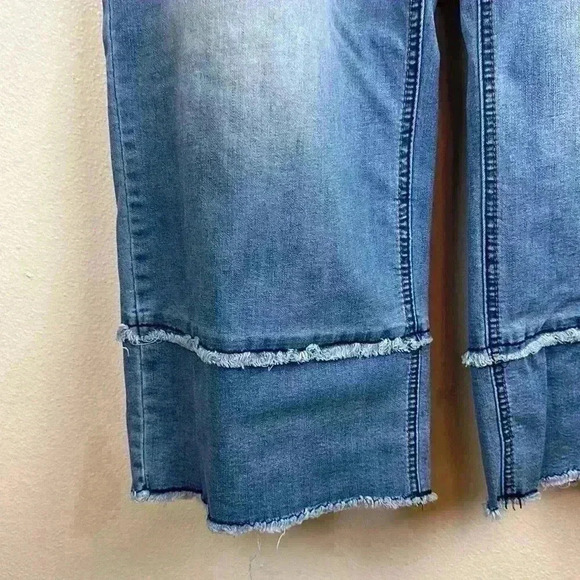 Suzanne Betro Women's Blue Jeans - Size 18 - Picture 3 of 8